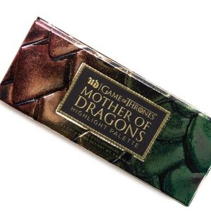 Urban Decay Mother of Dragons Highlighter pallet